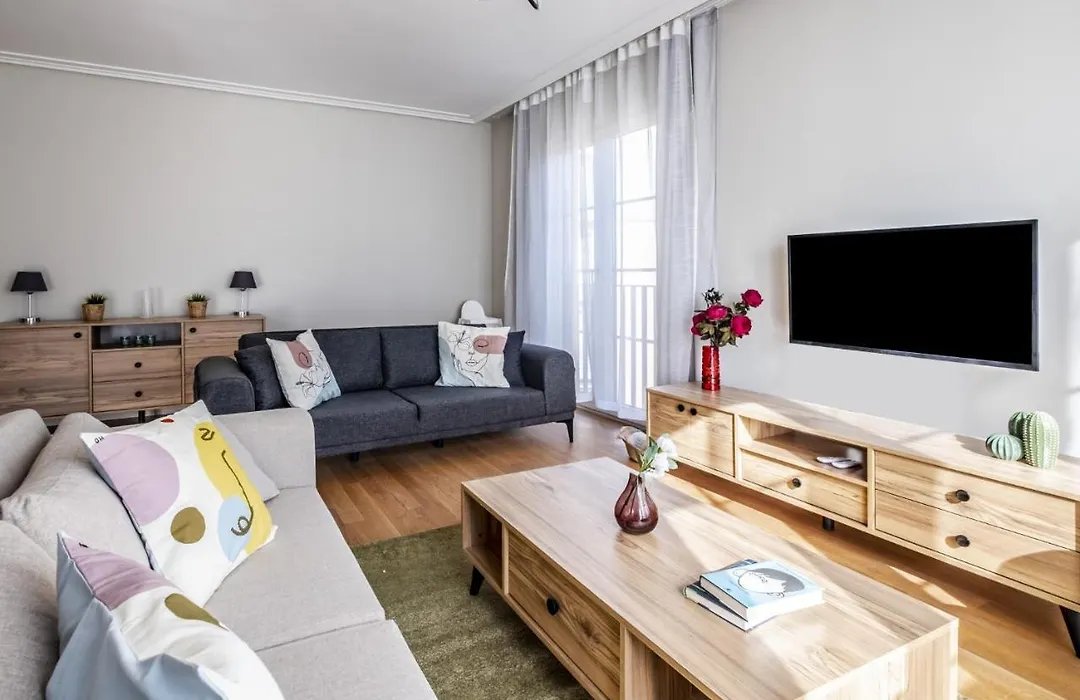 Appartamento Flat With Balcony In Umraniye *